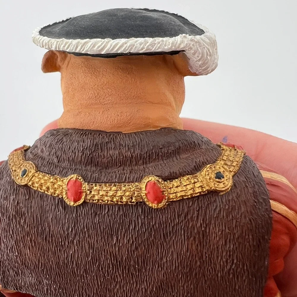 Vintage Country Companions Bulldog Henry VIII Figurine Tudor Dog Decor